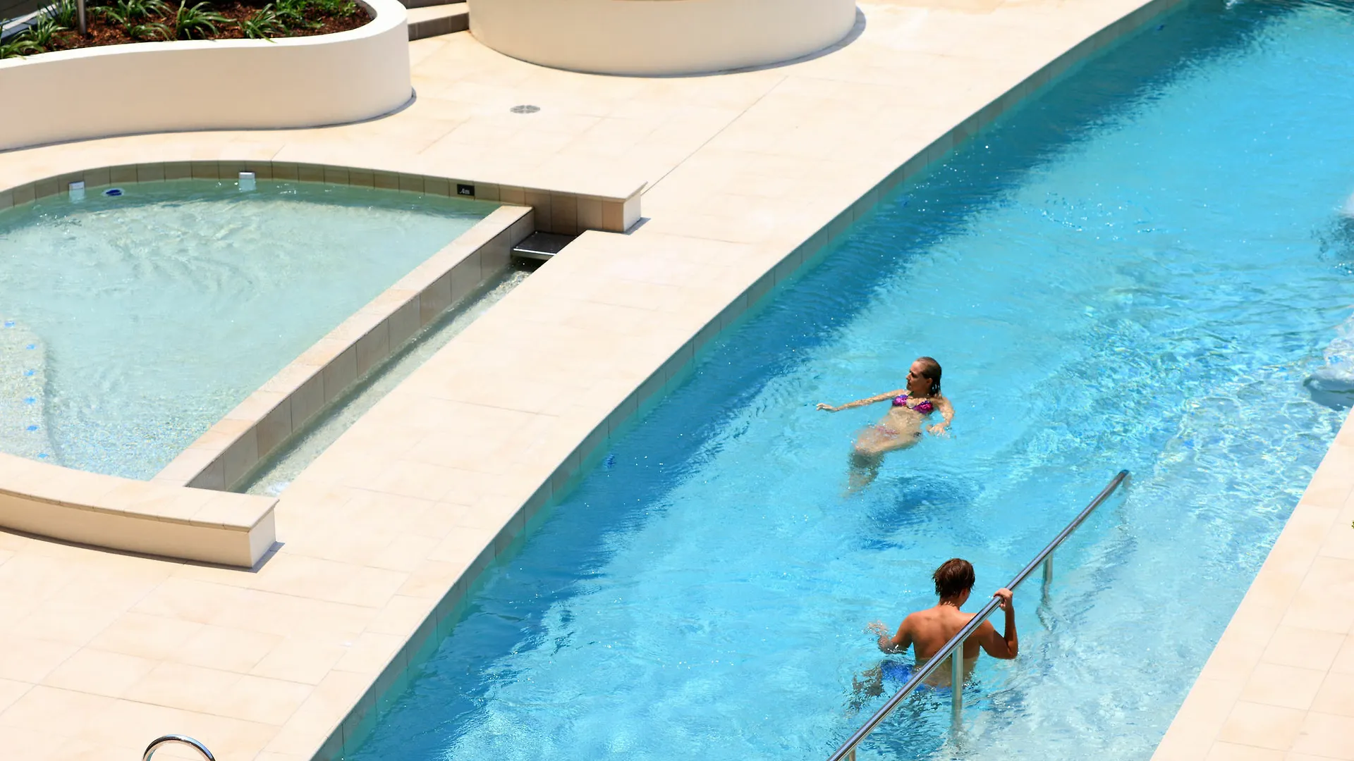 Monaco Caloundra Aparthotel