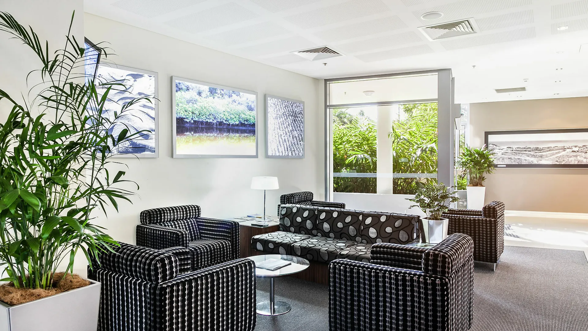 Monaco Caloundra Aparthotel