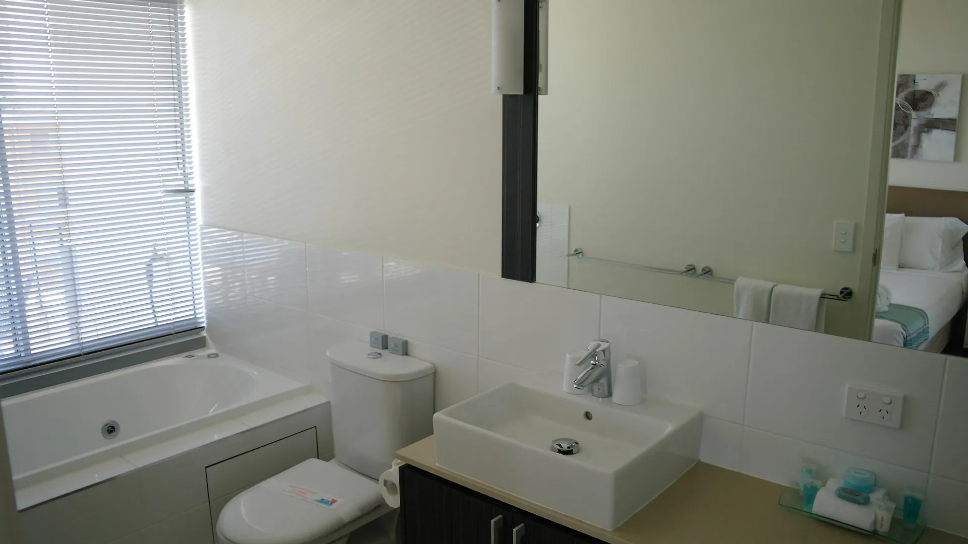 Monaco Caloundra Aparthotel